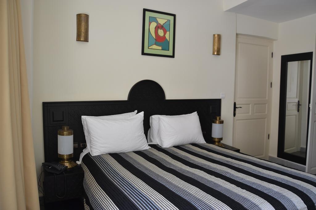 Hotel Riad Ben Atar Essaouira Quarto foto