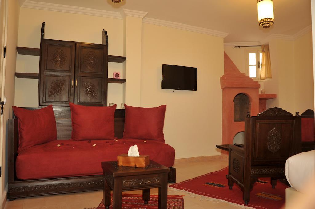 Hotel Riad Ben Atar Essaouira Quarto foto